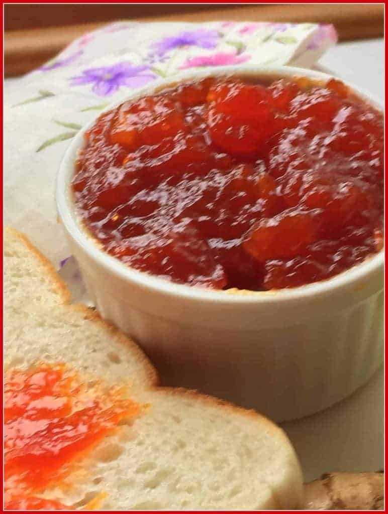 Papaya Ginger Lime Relish is a healthy, homemade jam made with papaya. And no preservatives added.