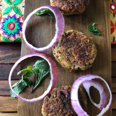 Galouti Kebab or Galoti Kebab is a melt-in-the-mouth vegetarian version of the famous Lucknowi Galoti Kebab. Often served at Iftar or parties with a yogurt-mint dip