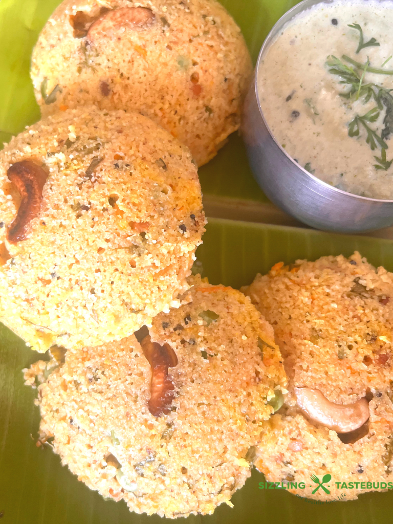 nstant Oats Idli is a quick to make Idli (steamed cakes) made with Oats and Semolina. Served with Chutney or Sambhar for a delicious breakfast or snack