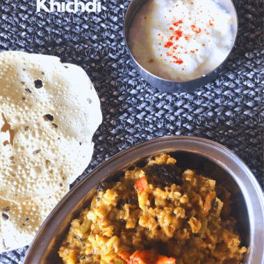 Oats Masala Khichdi is a quick, nutritious & fuss-free one pot meal with Oats, Lentils and Veggies. Perfect for bachelor cooking or when cooking for one