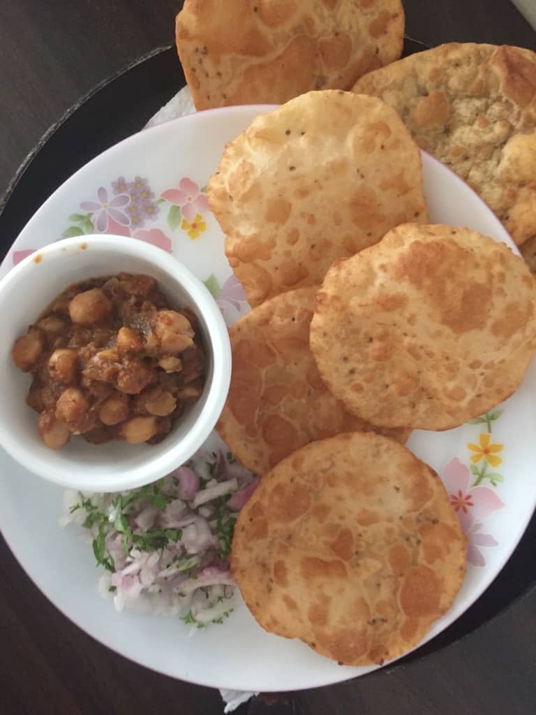 Wholewheat Ajwaini Poori + Chole Combo Meal - Sizzling Tastebuds