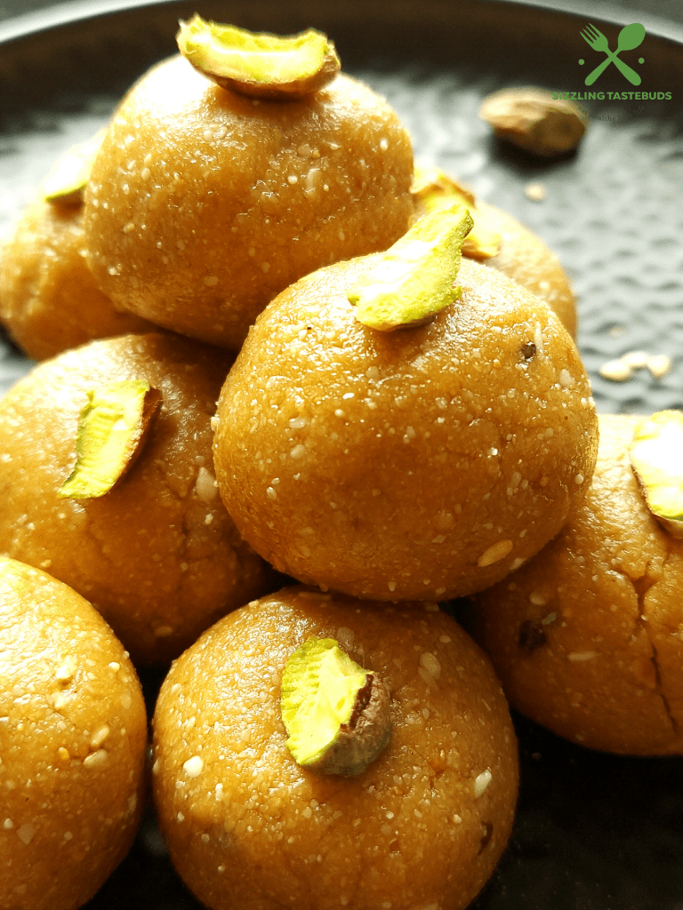 Magaz Til Laddu (Melon Seeds - Sesame Laddu)