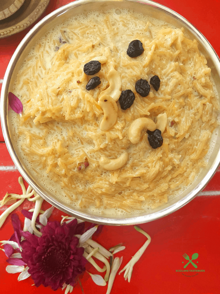 A creamy payasam or kheer made in the Instant Pot with roasted vermicelli, milk and nuts. Served at festivals or special occasions.