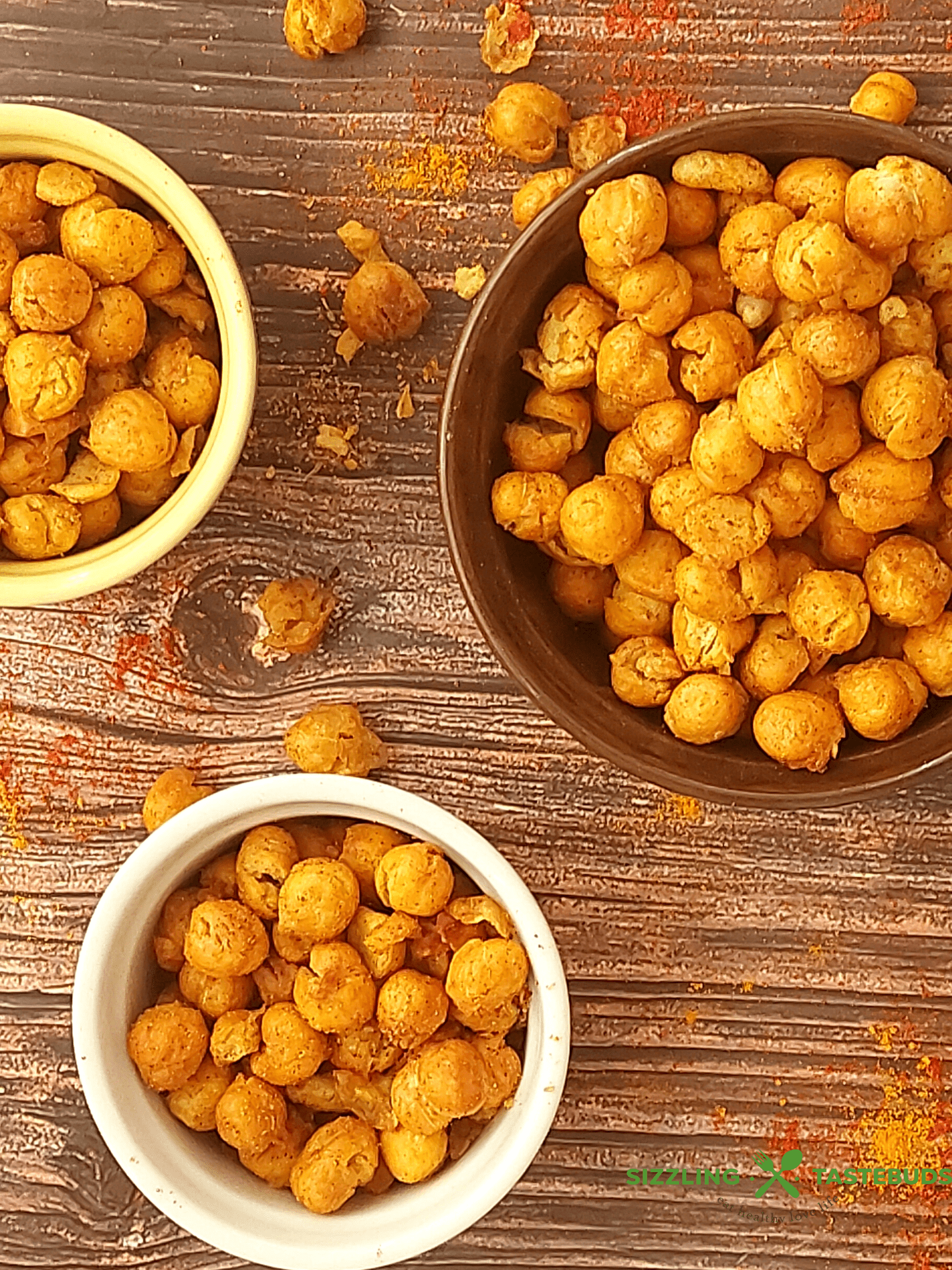 Airfryer Roasted Chickpeas is a quick, delicious, healthy Vegan and Gluten Free snack to make anytime.