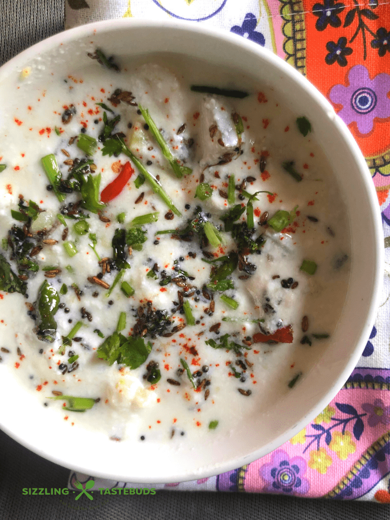 Adraki Rathaloo Raita refers to Sweet Potatoes stewed in a spiced ginger-yoghurt sauce. Eaten as a meal by itself or served with Pulav or Biryani