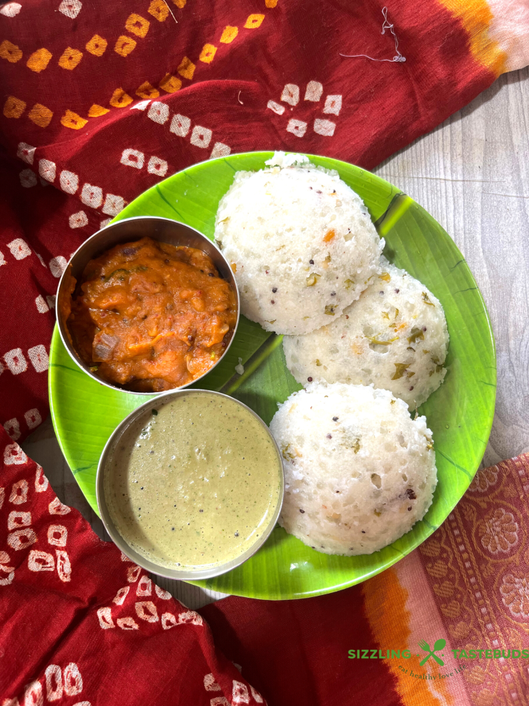 Sabbakki Idli or Sago Idli is a no grind, easy to make Idli using Tapioca / sago pearls. Tastes delicious with any spicy chutney or Sambar.
