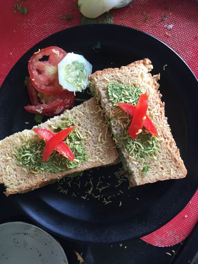 Sowcarpet Murukku Sandwich is a delicious take on the street Sandwich with murukkus or chaklis sandwiched between a special Sandwich chutney. Served in parts of Chennai as a street food delicacy/