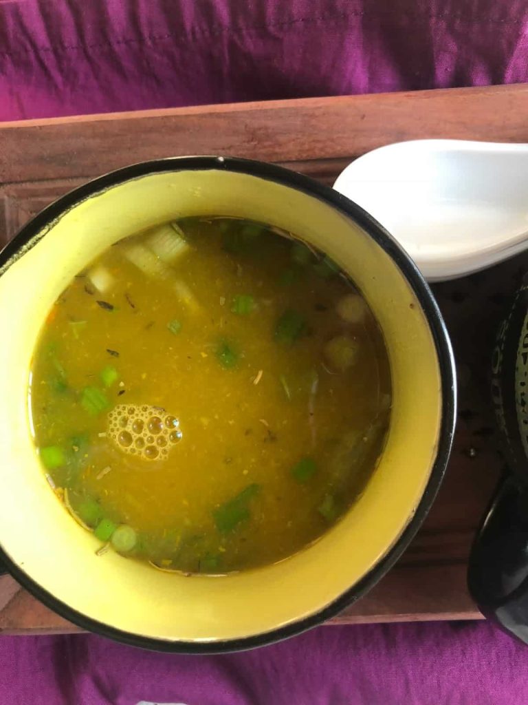 Lentil Scallion Soup is a nutrious and light Gluten Free vegan soup with scallions and lentils in a homemade broth. Perfect for rainy or chilly days as dinner / brunch.