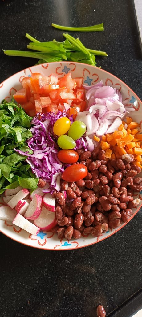 Bean Salad with Spinach and Mint Vinaigrette is a super delish Spring - Summer Salad that is perfect for brunch potluck or a quick filing snack.